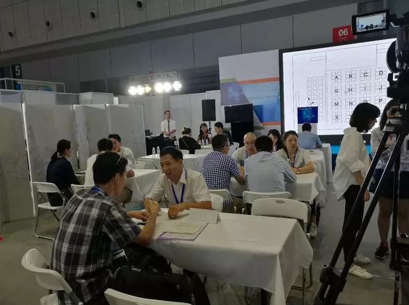 中标麒麟工业领域新产品亮相工博会