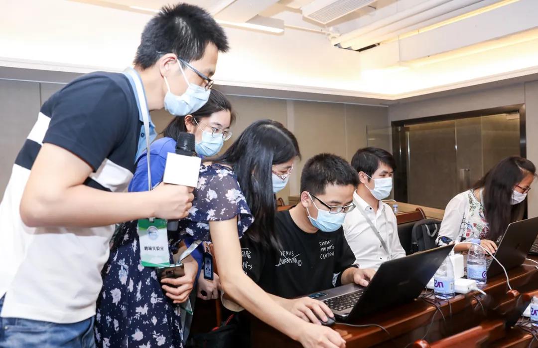 麒麟软件携手鹏城实验室、华为，共推“鹏城生态”开发者培训沙龙